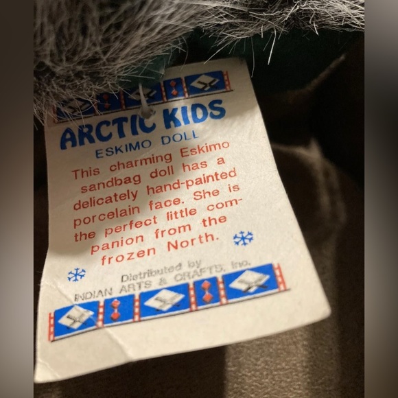 Eskimo Sandbag doll Arctic Kids hand painted porcelain face with tag - Picture 4 of 7
